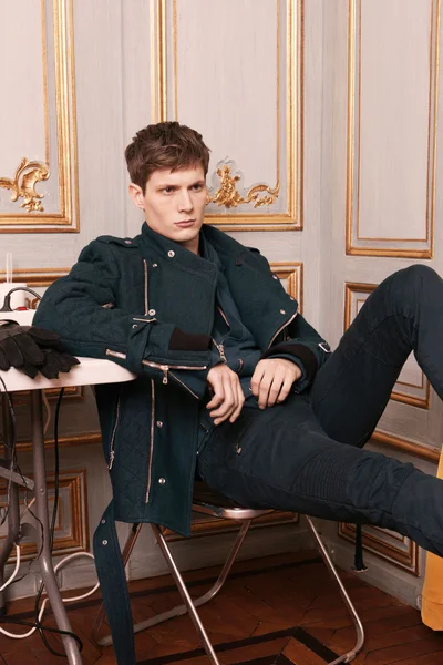 Look 27